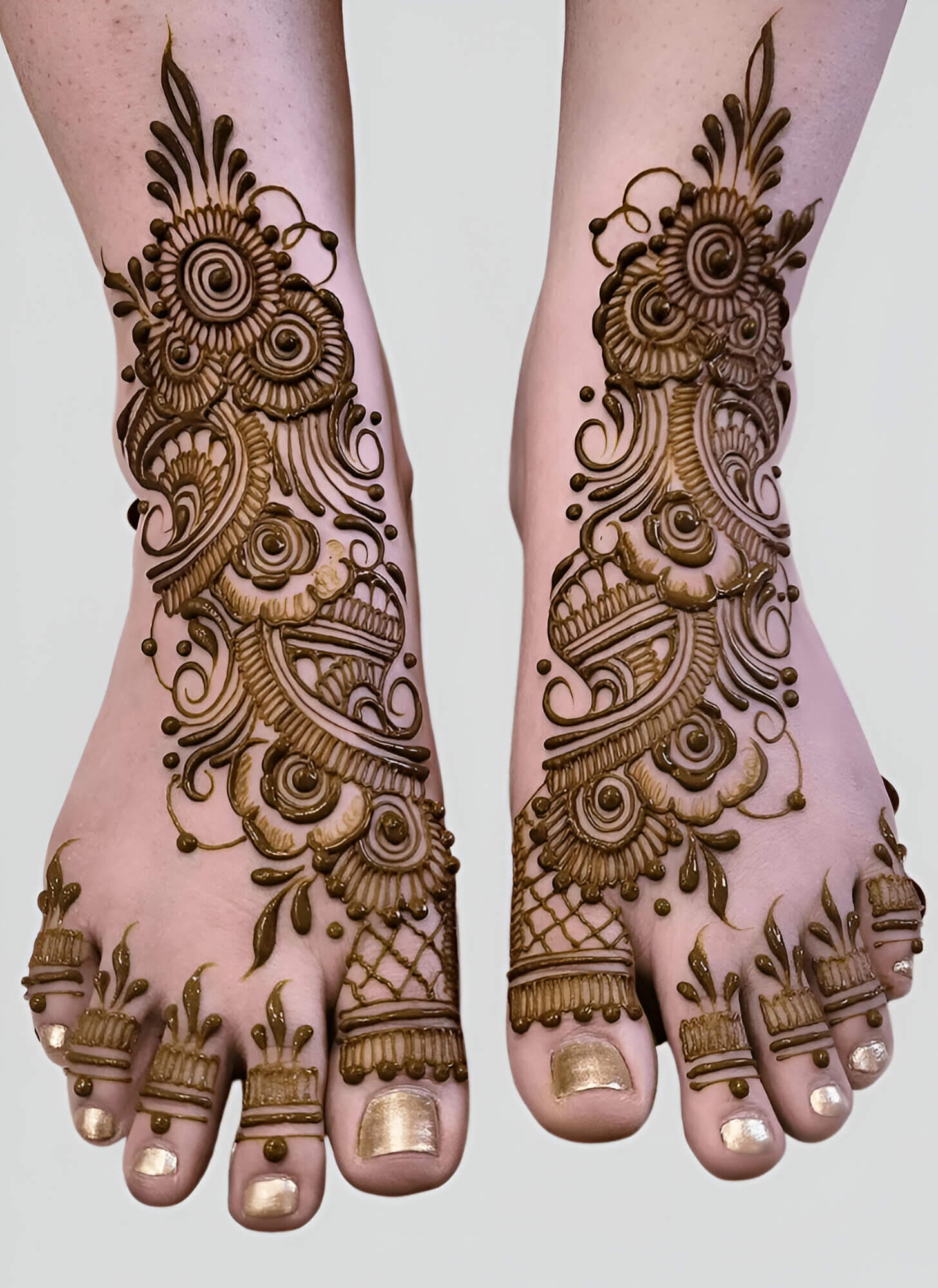 Arabic Leg Mehandi Design 1