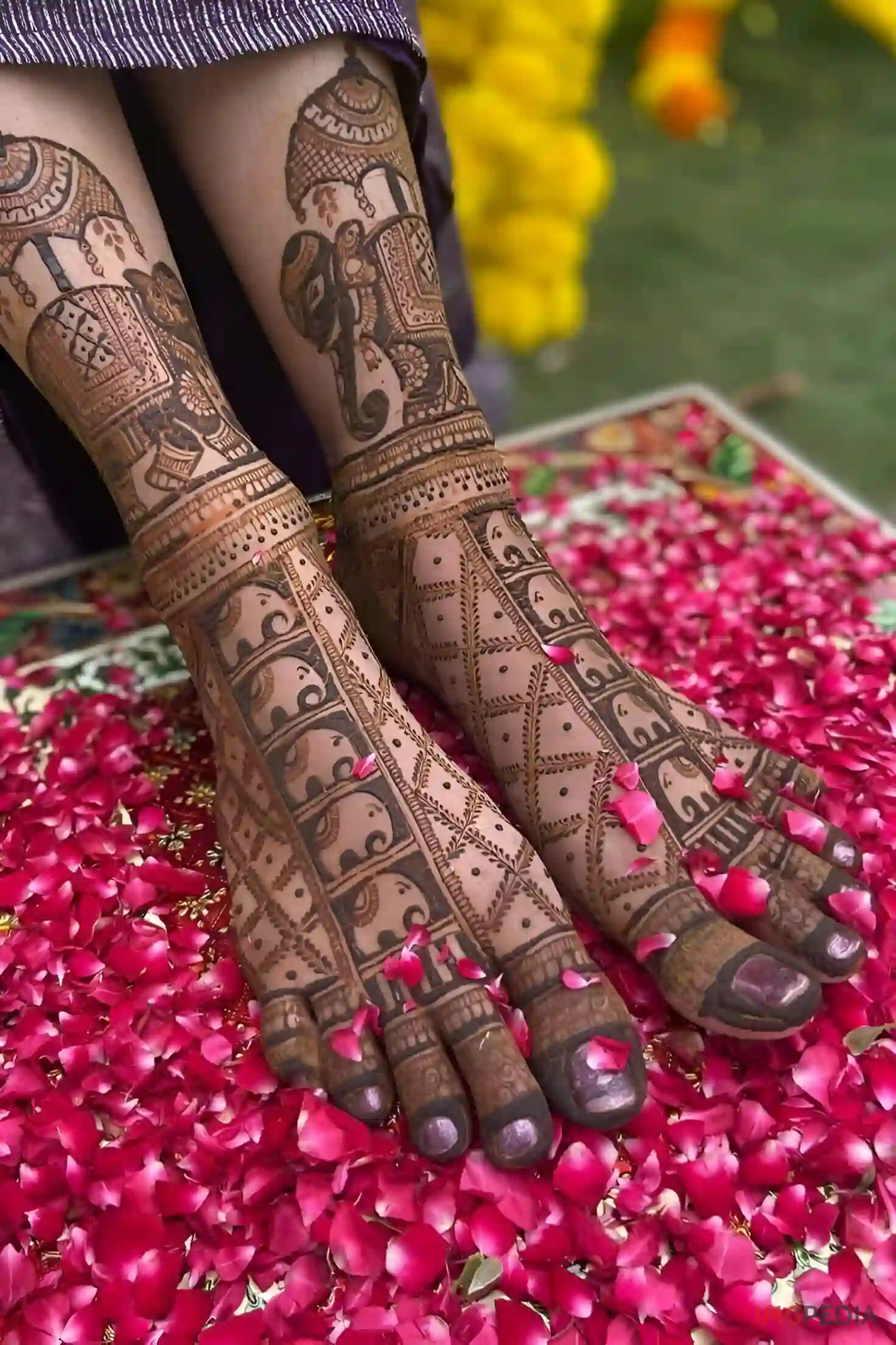 Arabic Mehndi Design For Legs