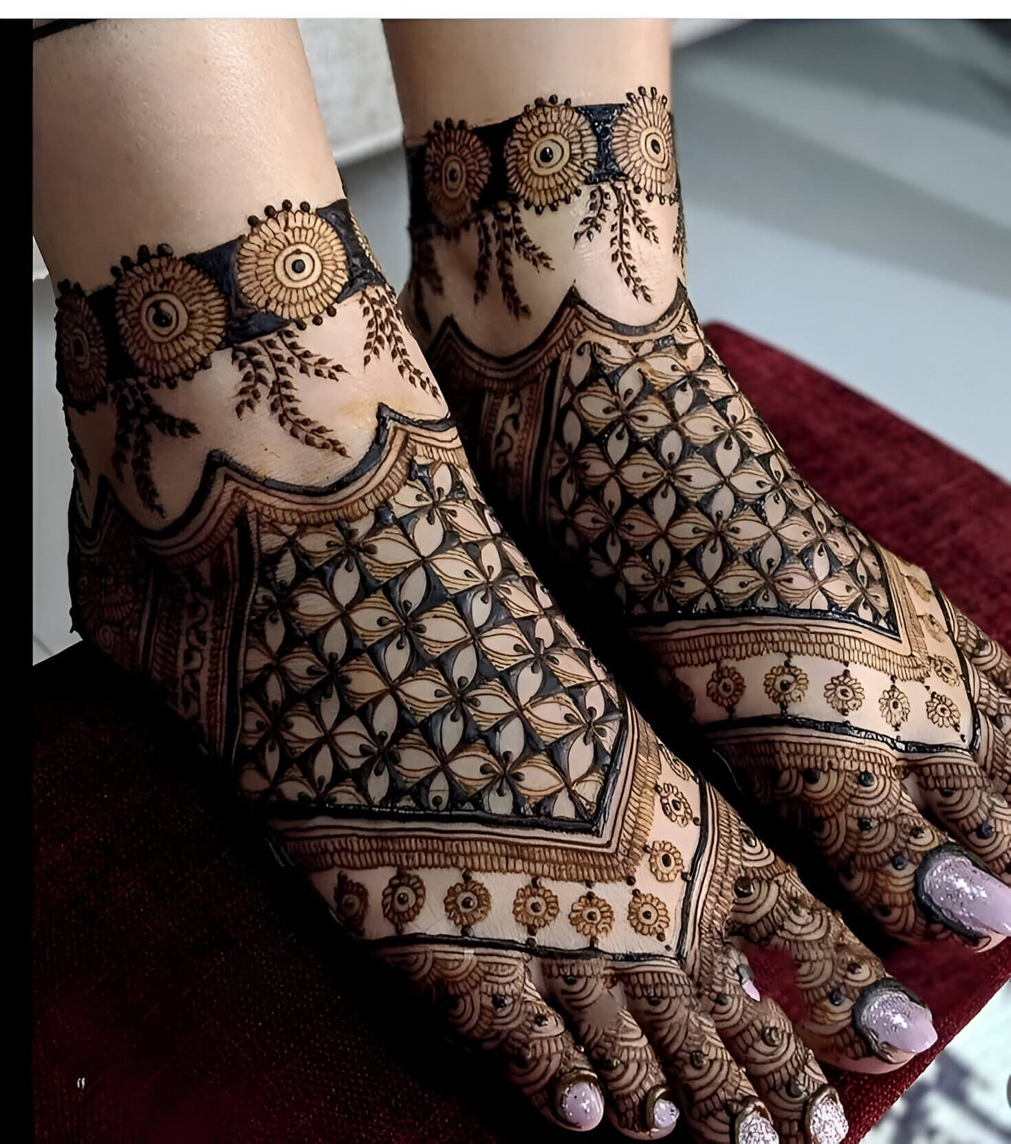 Geometric and Modern Mehandi design 2