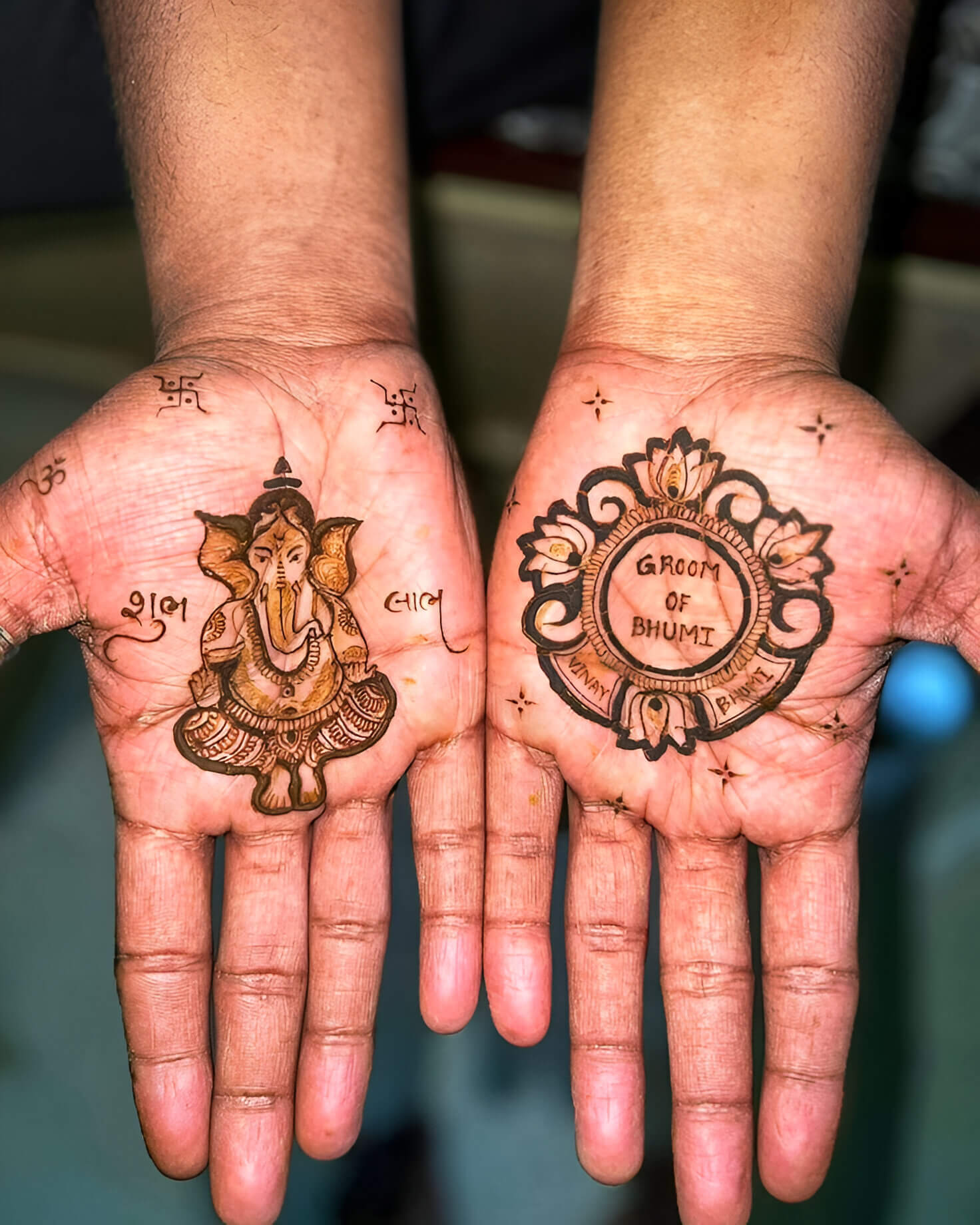 Mix of Traditional and Modern mehandi design 5