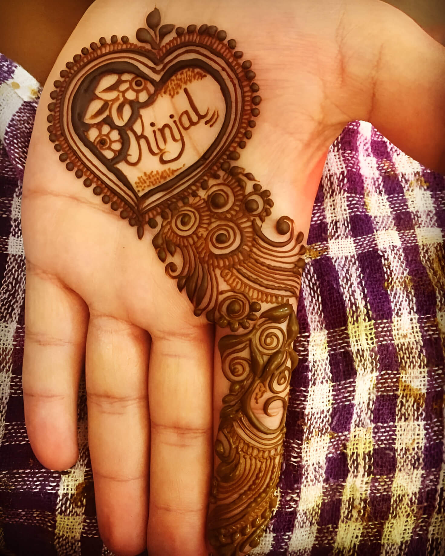 Personalized Touches mehandi design 1