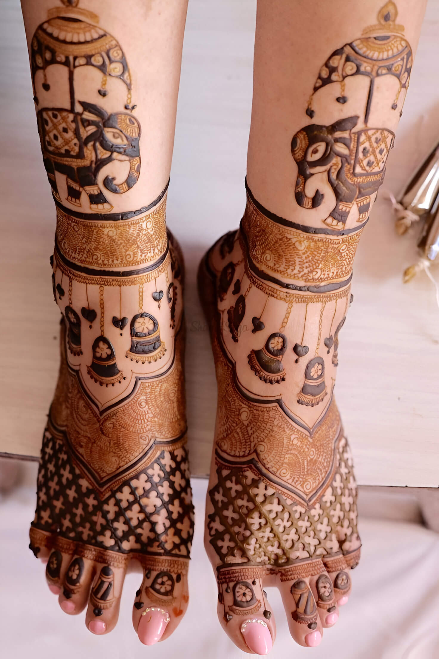 traditional indian leg mehandi design 6