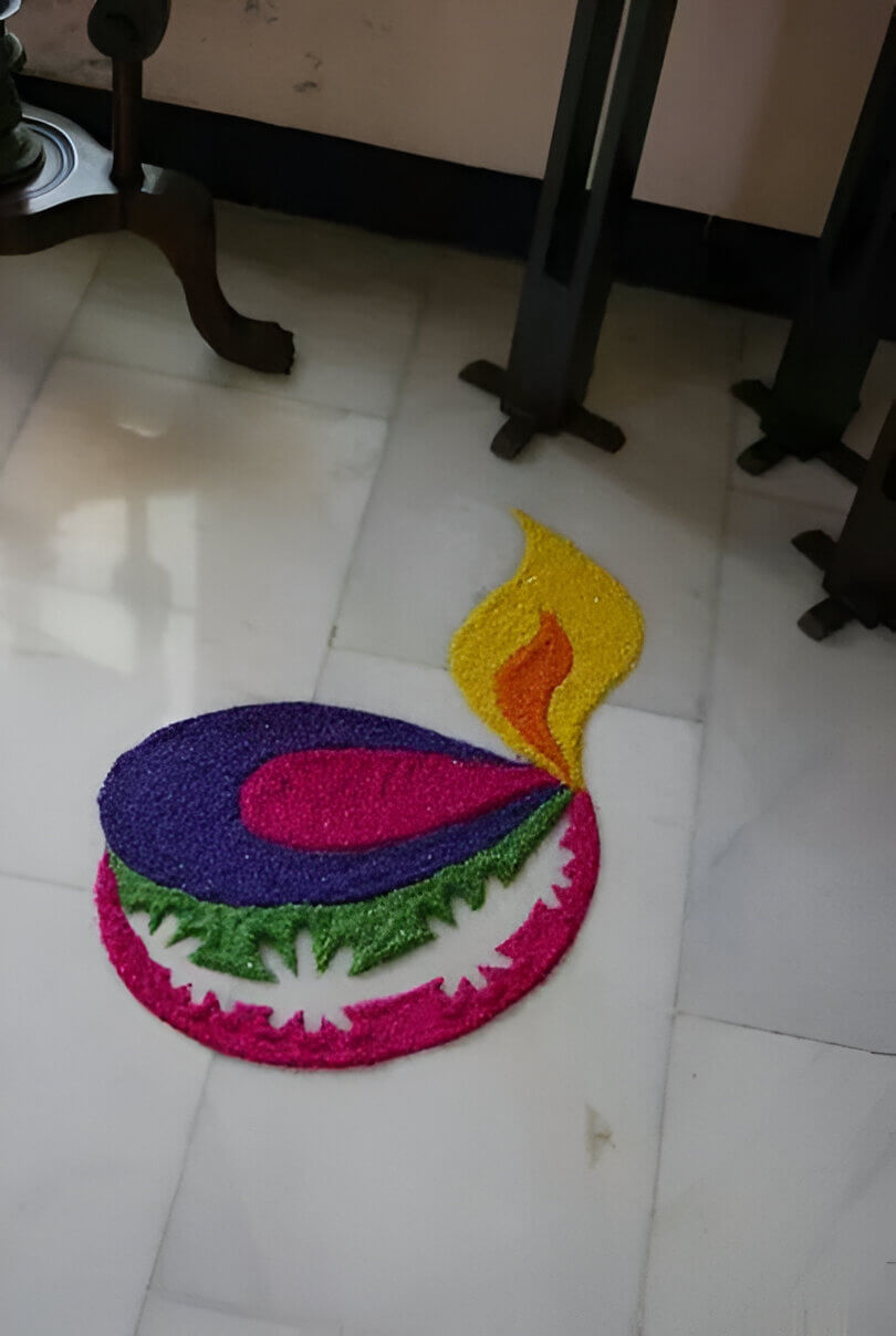 Diya-themed Rangoli Designs 4