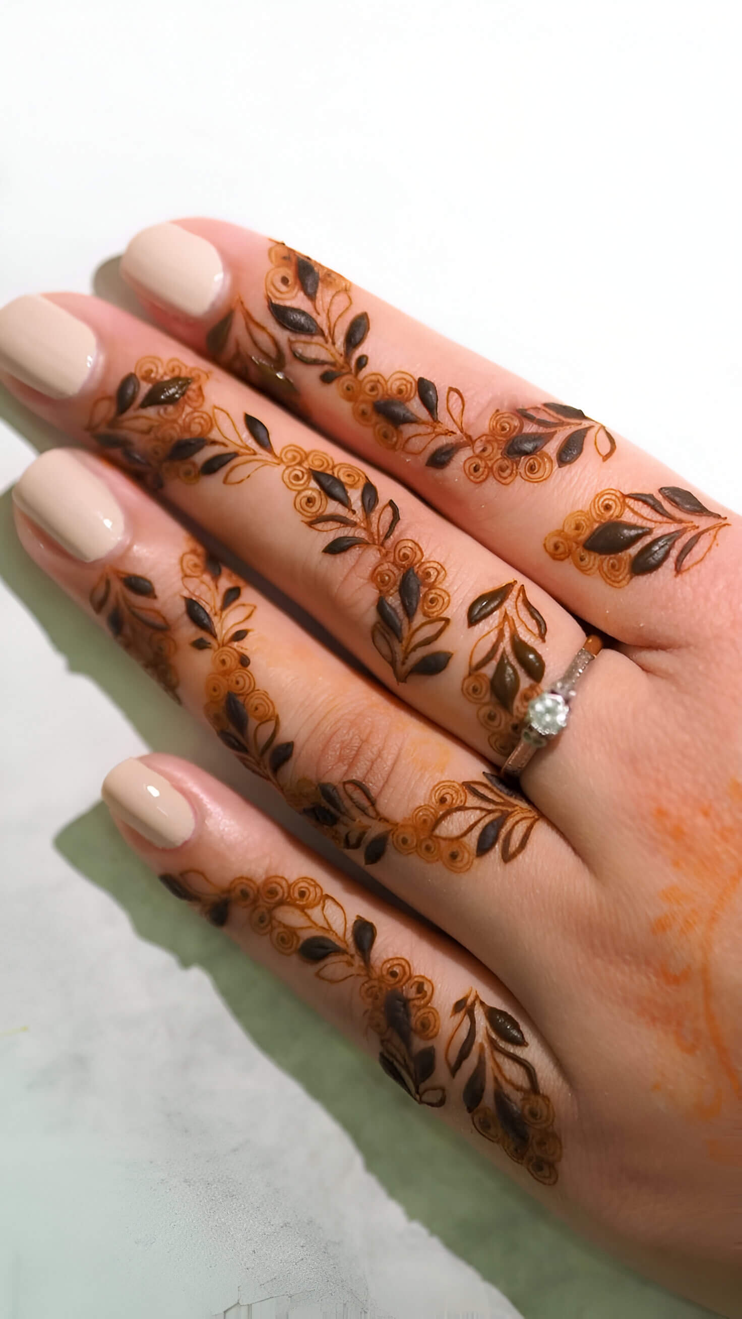 Floral Finger Mehndi design 1