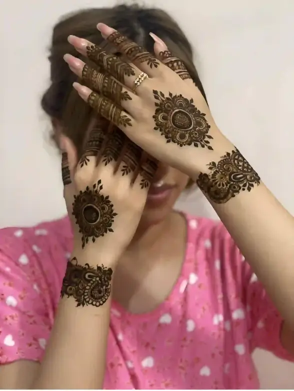 Simple Finger Mehndi Designs