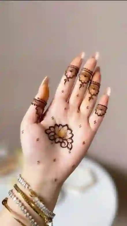 Modern Unique Front Hand Mehndi Design