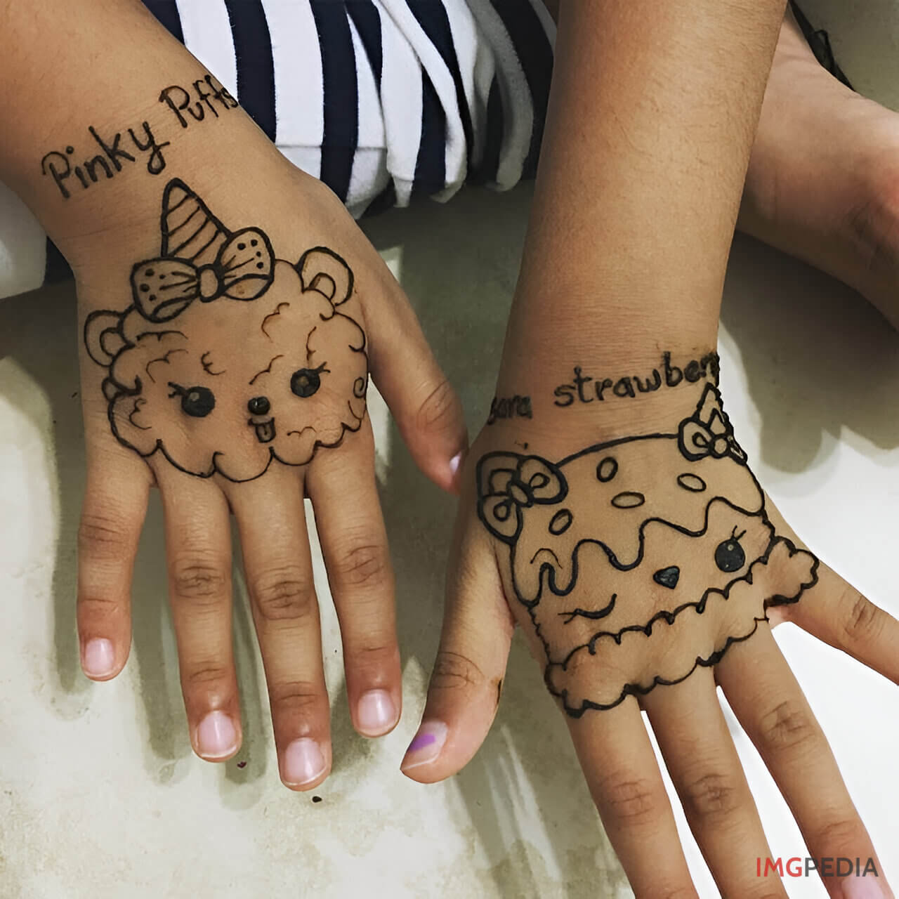 cute animal shapes mehandi design 7