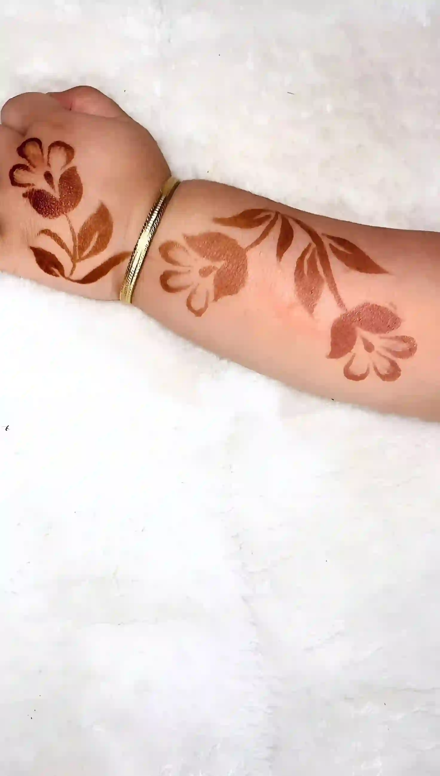 Front Hand Floral Mehndi Design