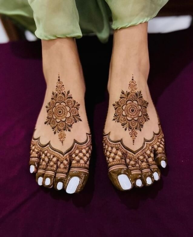 Foot Mehndi Design For Karwa Chauth